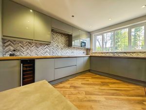 Photo 31- click for photo gallery